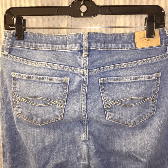 Abercrombie & Fitch Skinny Jeans✨ - Picture 3 of 5